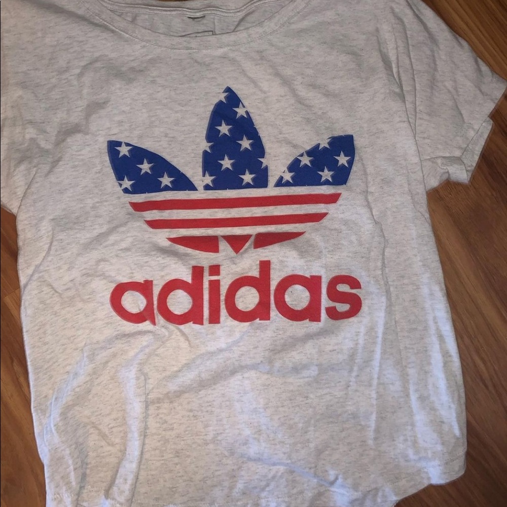 Adidas T-shirt